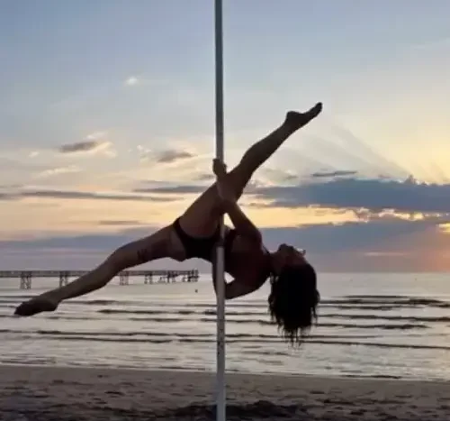 Al momento stai visualizzando Pole Dance